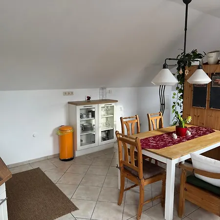 Auf Dem Kutzenberg Apartamento